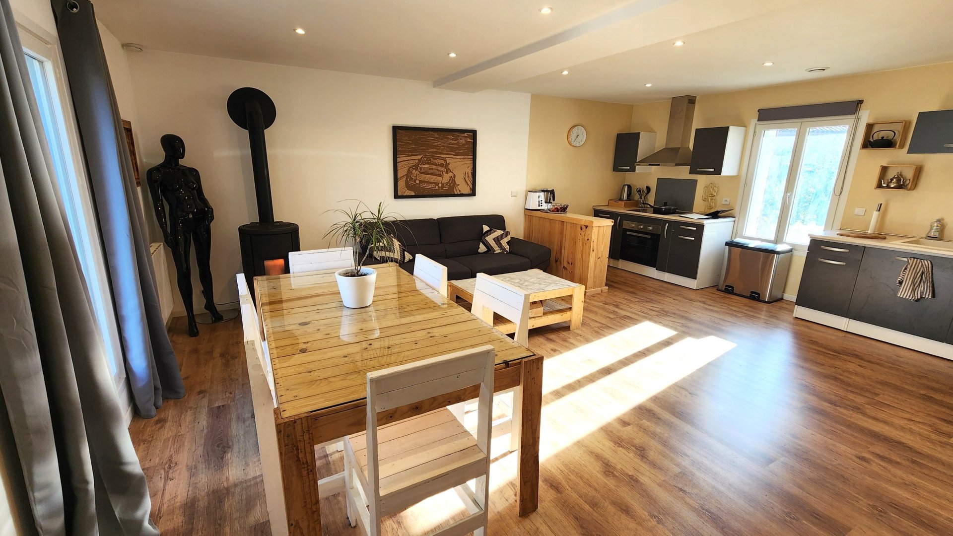 Vente Maison 10&nbsp;Pièces 255&nbsp;m² Saint-Laurent-des-Hommes