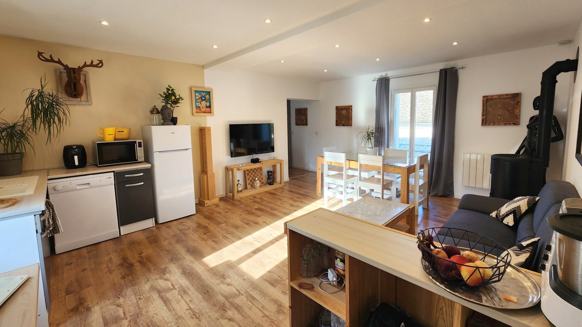 Vente Maison 10&nbsp;Pièces 255&nbsp;m² Saint-Laurent-des-Hommes
