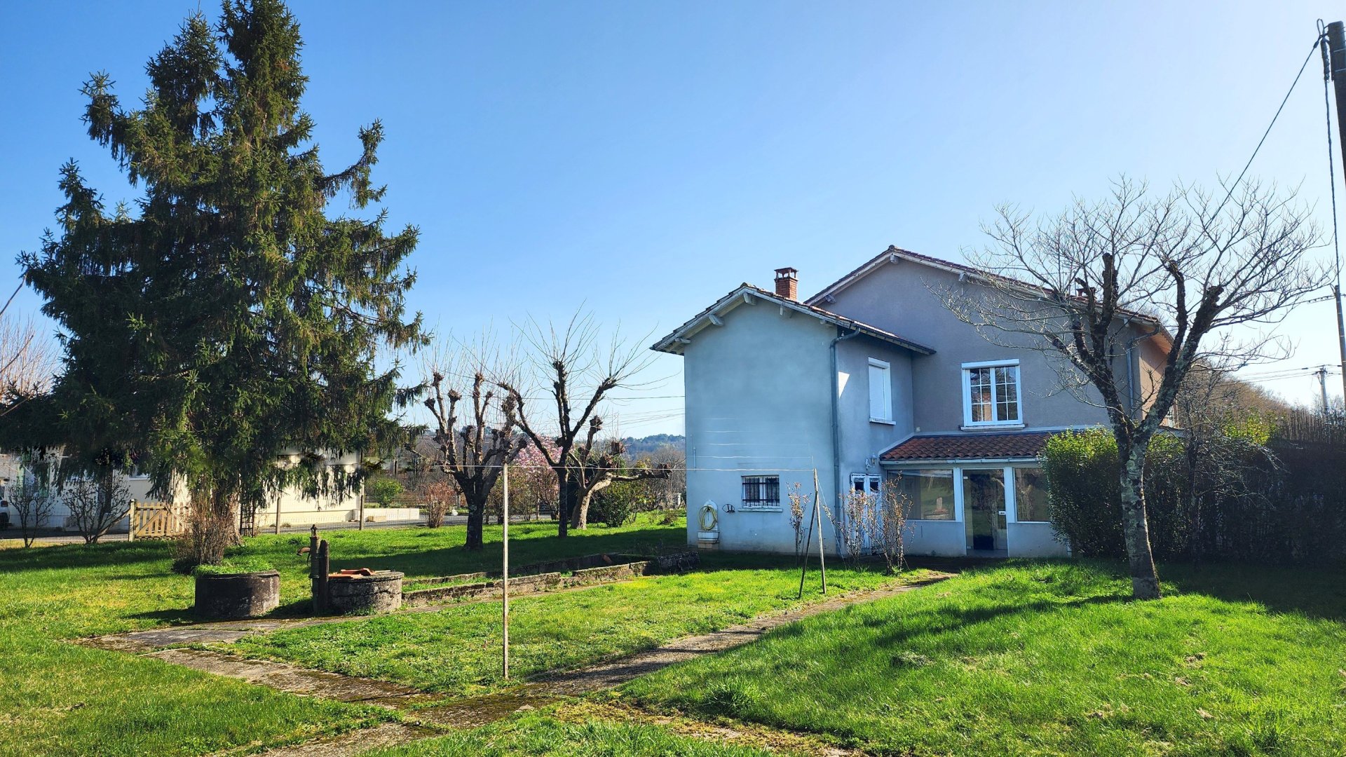 Vente Maison 7&nbsp;Pièces 154&nbsp;m² Neuvic