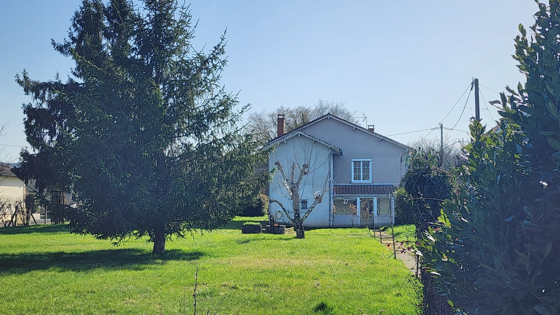Vente Maison 7&nbsp;Pièces 154&nbsp;m² Neuvic