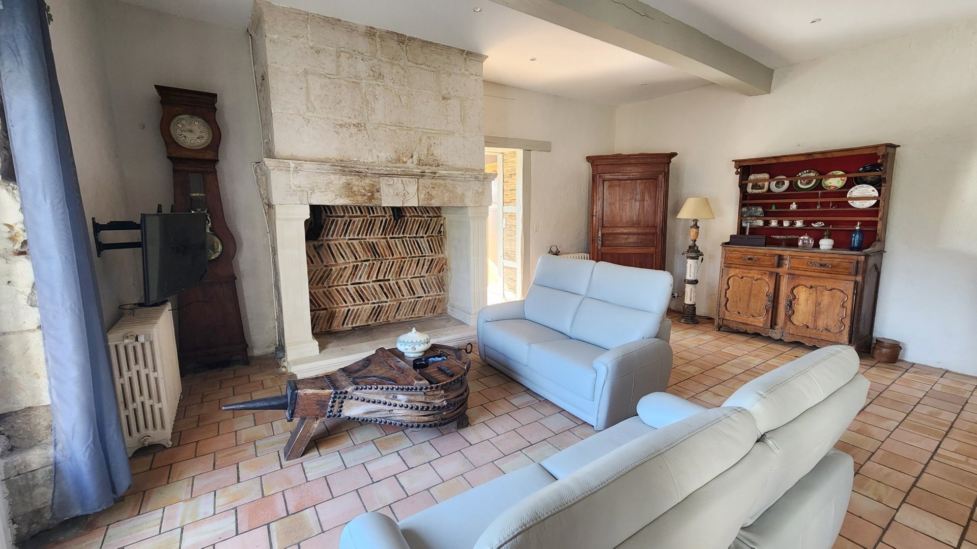 Vente Maison 6&nbsp;Pièces 180&nbsp;m² Neuvic