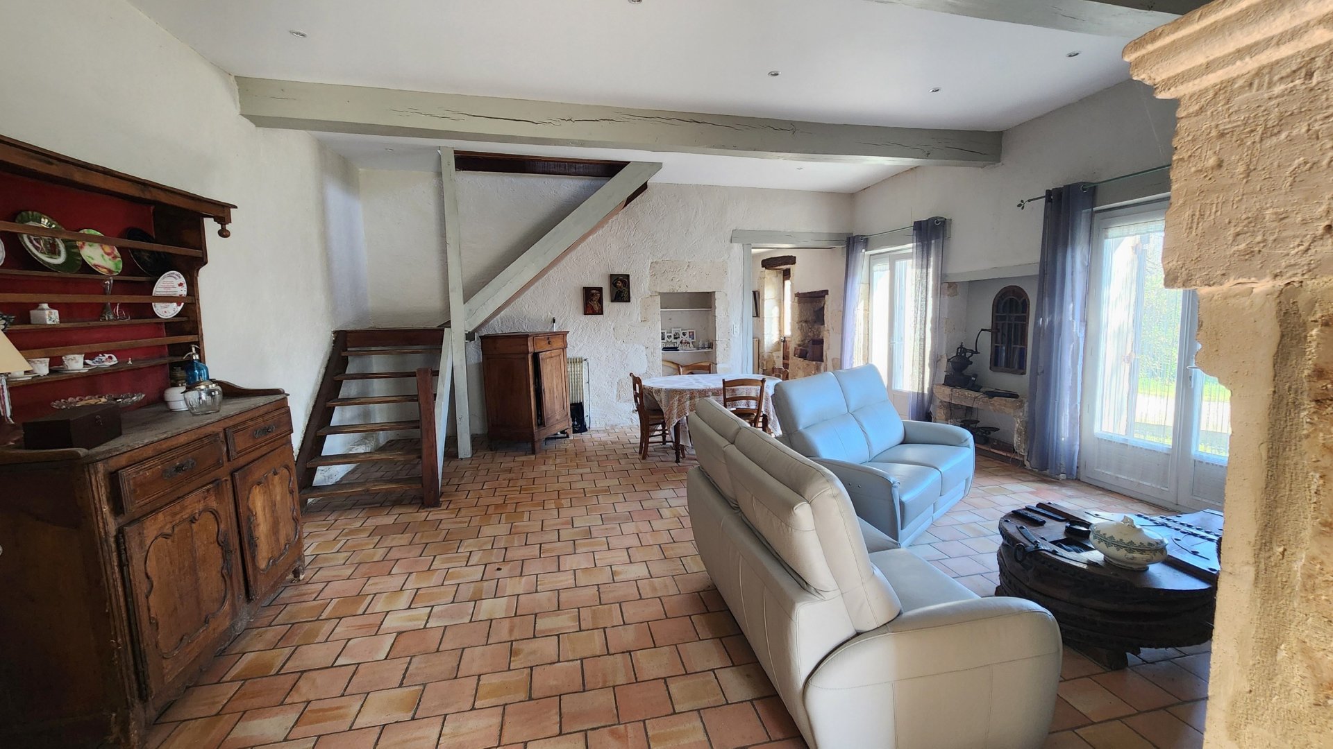 Vente Maison 6&nbsp;Pièces 180&nbsp;m² Neuvic