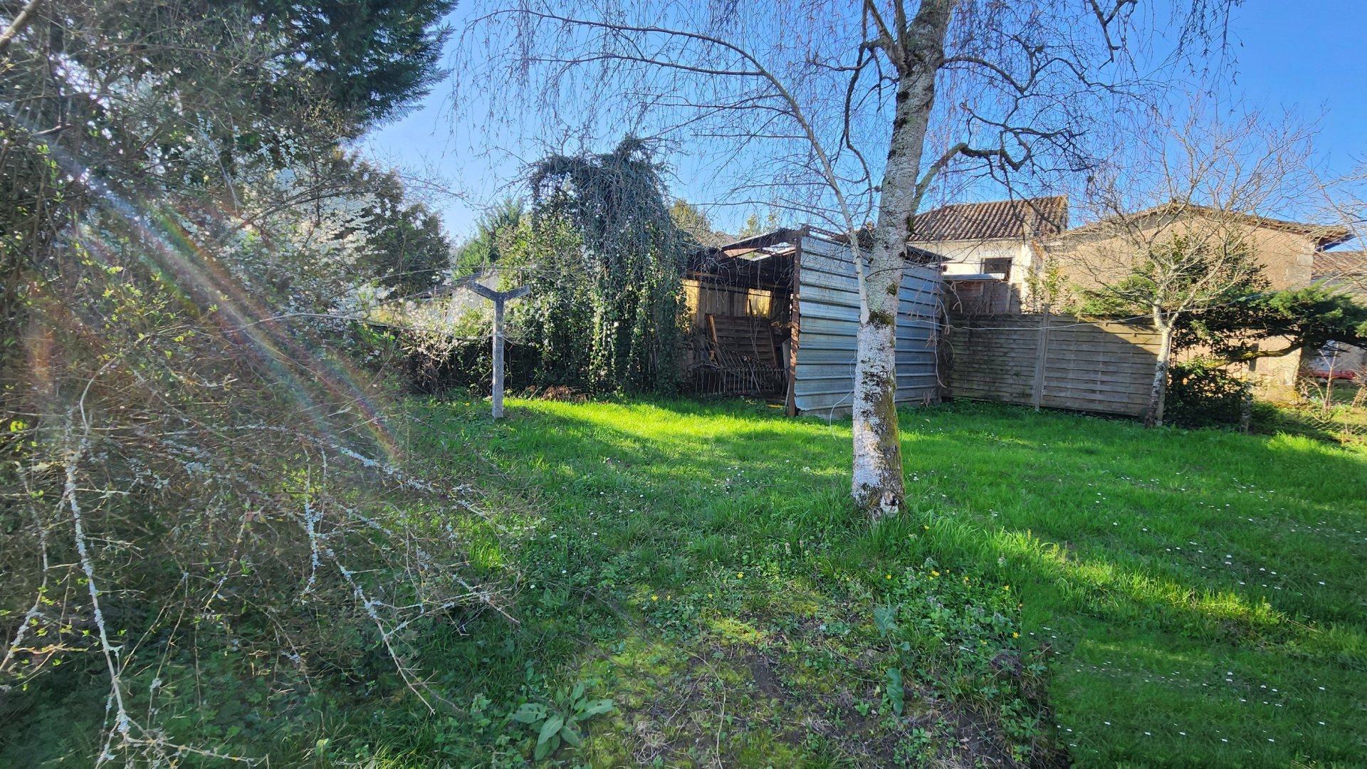 Vente Maison 6&nbsp;Pièces 180&nbsp;m² Neuvic
