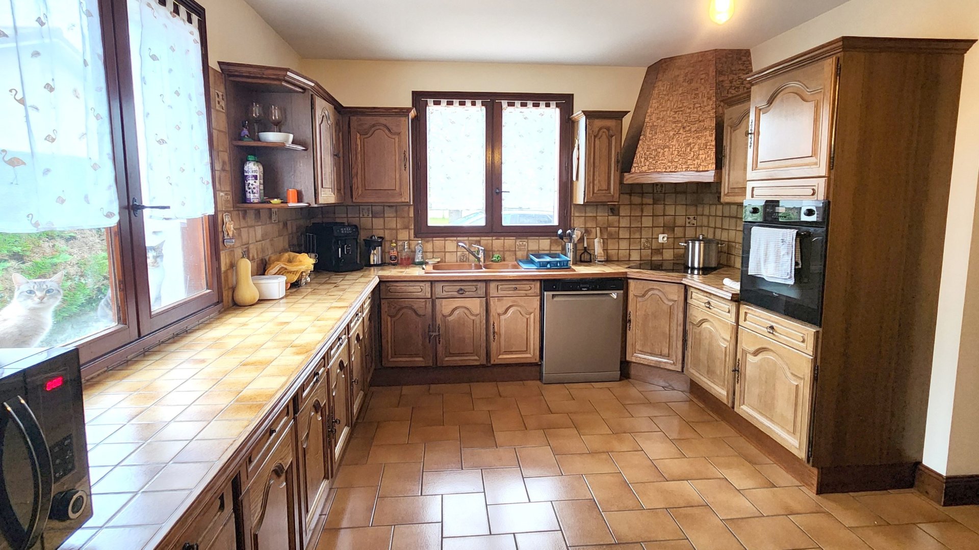 Vente Maison 11&nbsp;Pièces 250&nbsp;m² Saint-Front-de-Pradoux