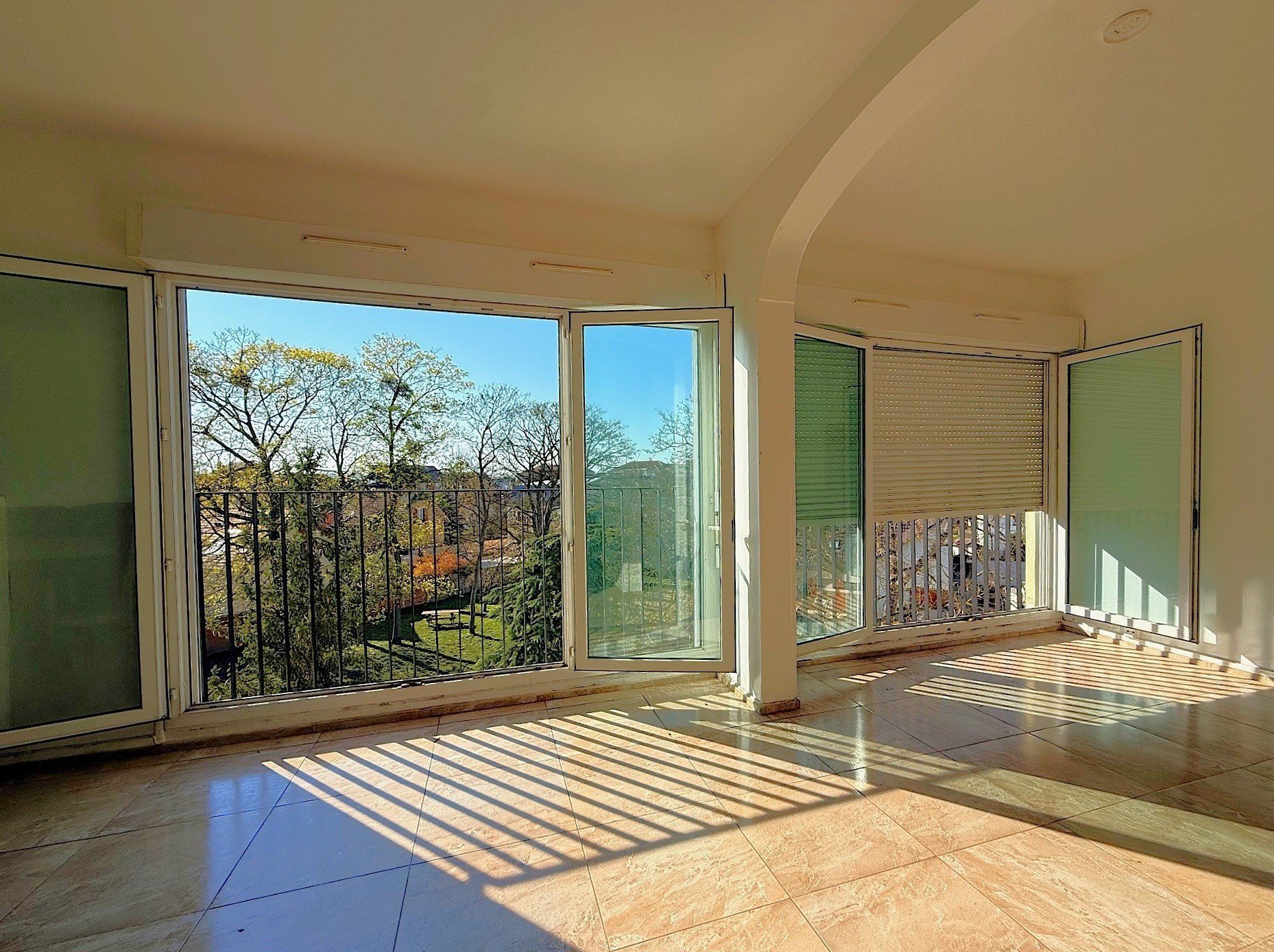 Vente Appartement 6&nbsp;Pièces 100&nbsp;m² Achères
