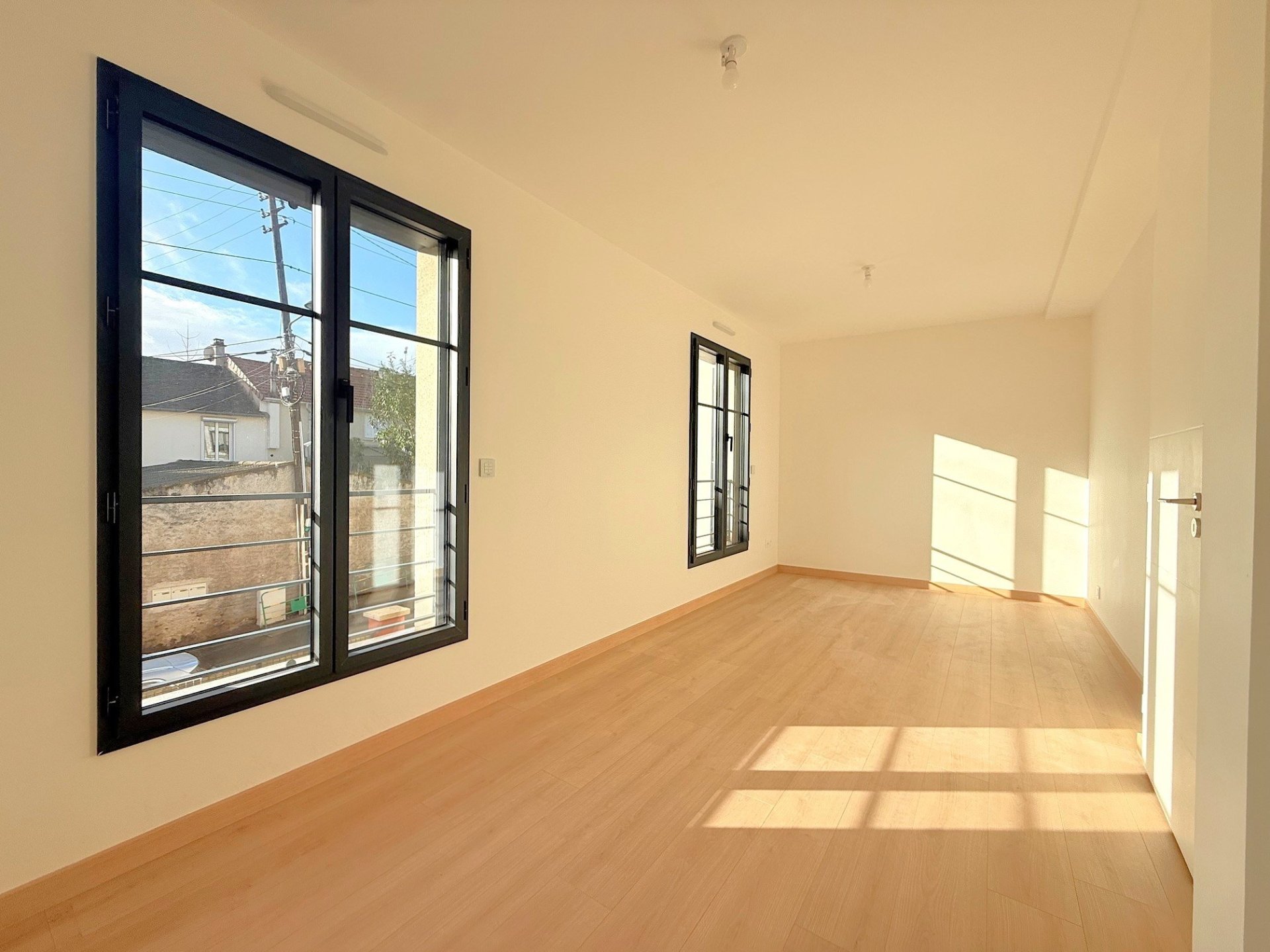 Vente Maison 6&nbsp;Pièces 100&nbsp;m² Bougival