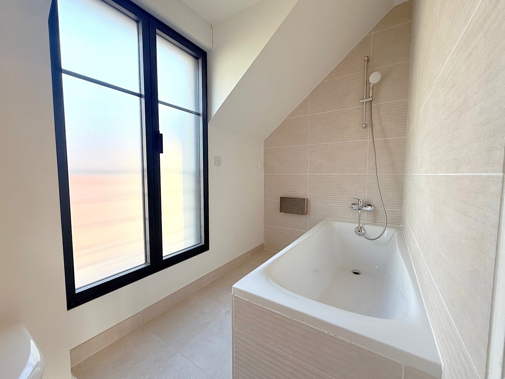 Vente Maison 6&nbsp;Pièces 100&nbsp;m² Bougival