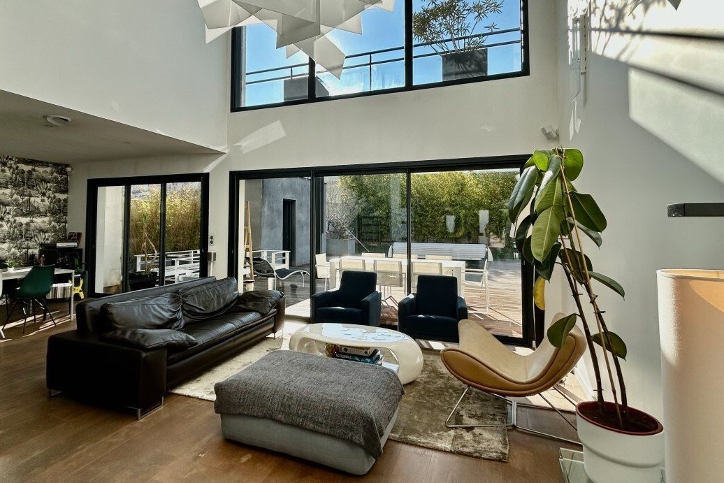 Vente Maison 9&nbsp;Pièces 270&nbsp;m² Bordeaux
