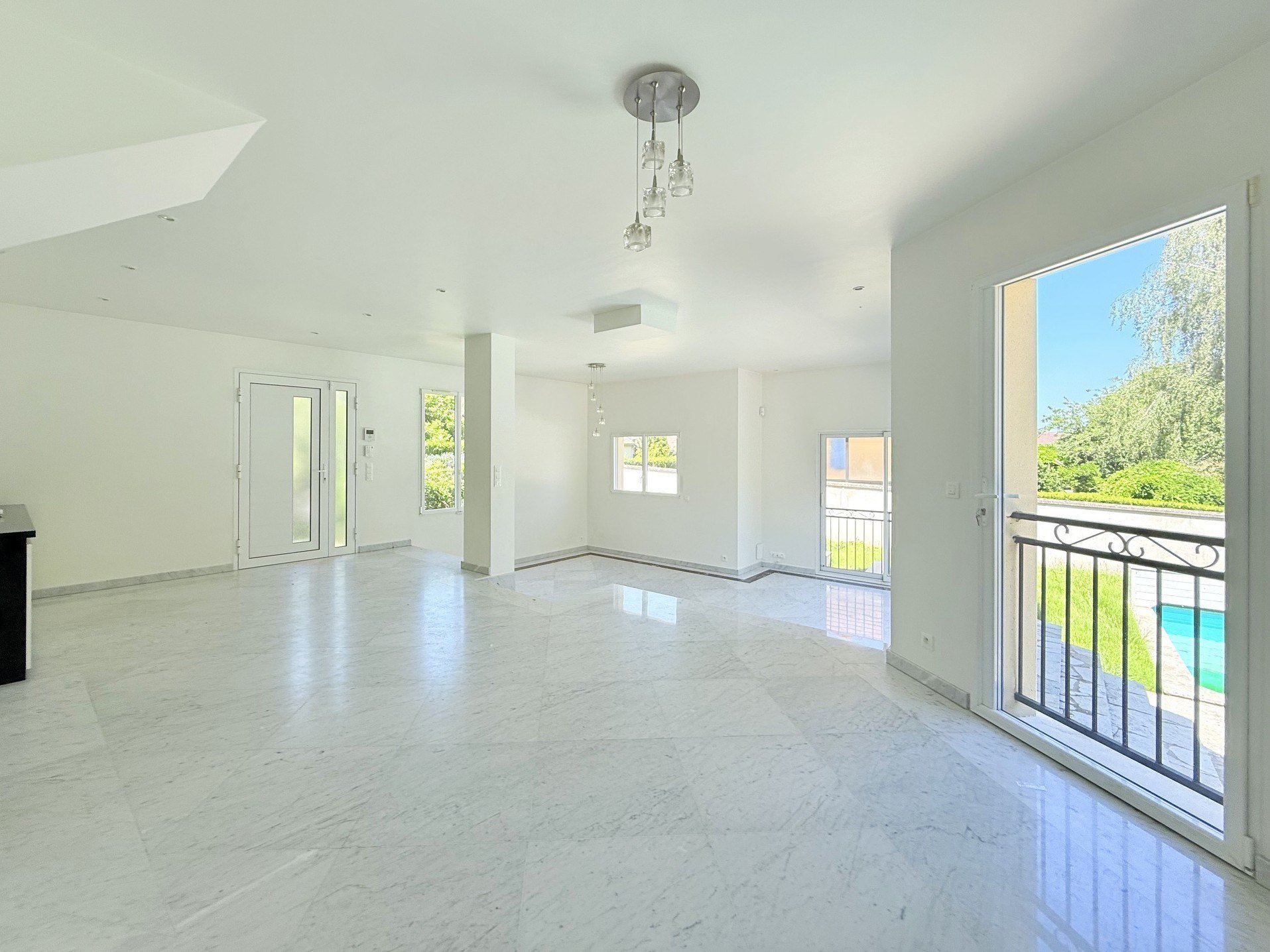 Vente Maison 8&nbsp;Pièces 200&nbsp;m² Louveciennes