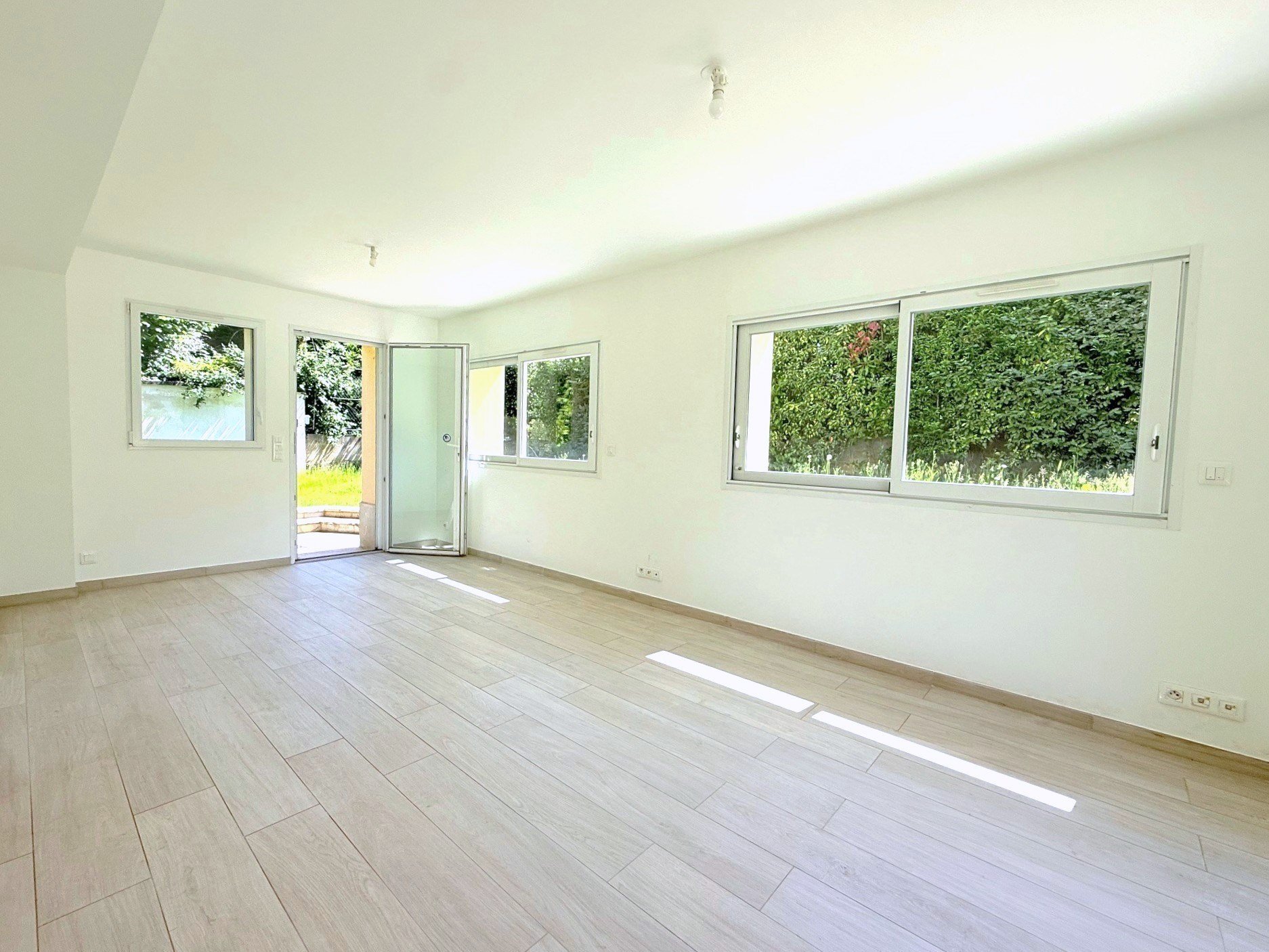 Vente Maison 8&nbsp;Pièces 200&nbsp;m² Louveciennes