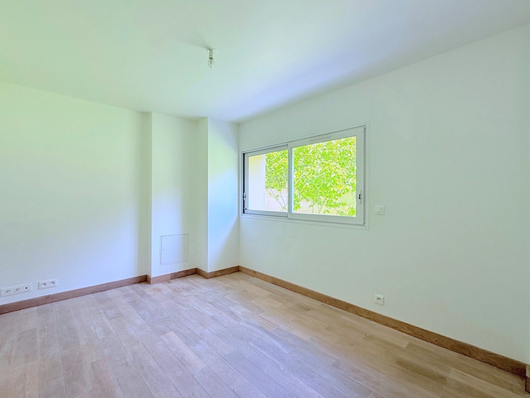 Vente Maison 8&nbsp;Pièces 200&nbsp;m² Louveciennes