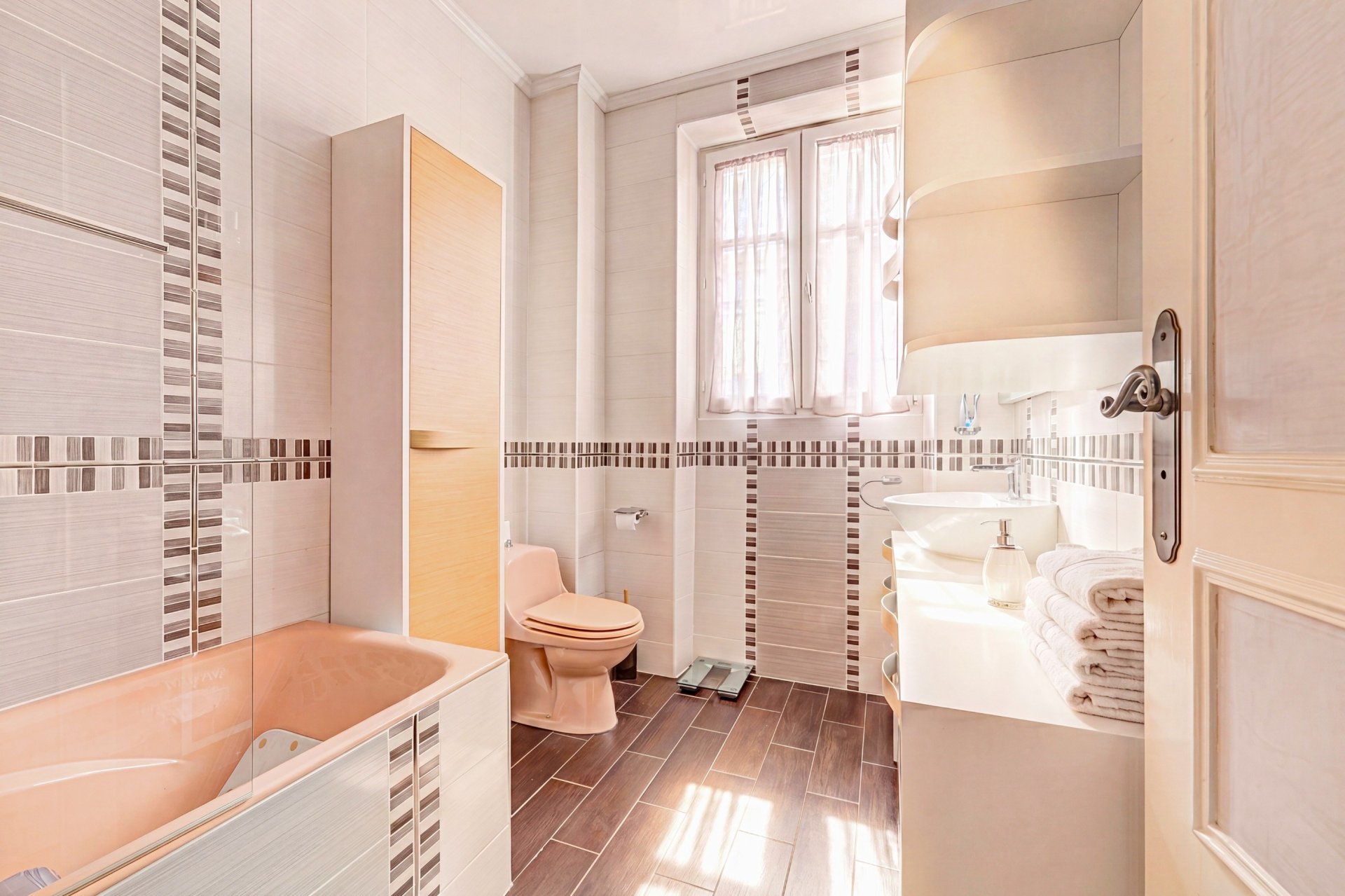 Vente Maison 7&nbsp;Pièces 185&nbsp;m² Bagneux