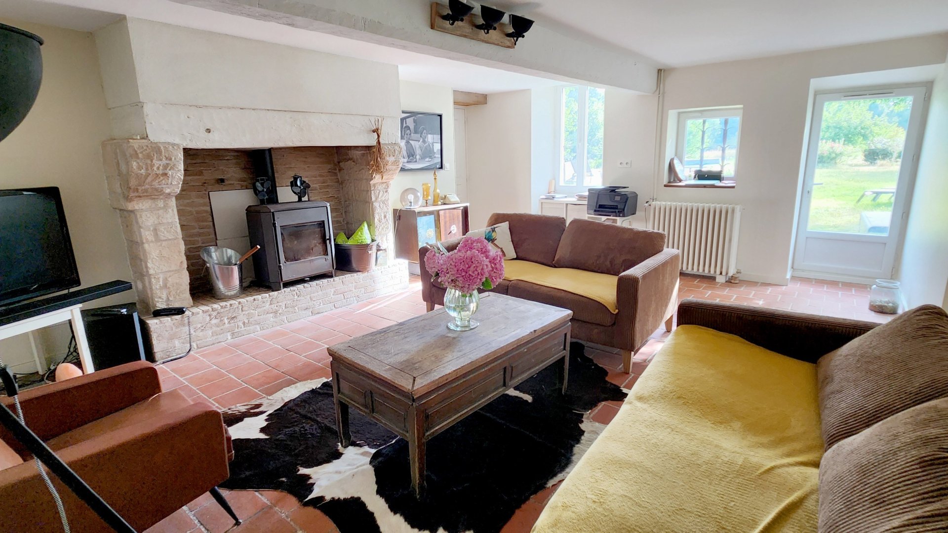 Vente Maison 10&nbsp;Pièces 286&nbsp;m² Neuvic