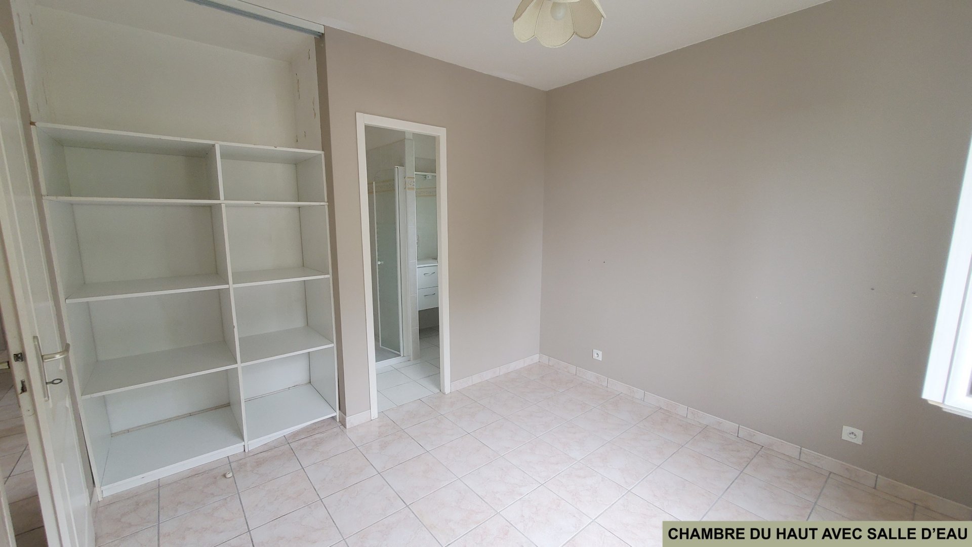 Vente Maison 8&nbsp;Pièces 170&nbsp;m² Saint-Front-de-Pradoux