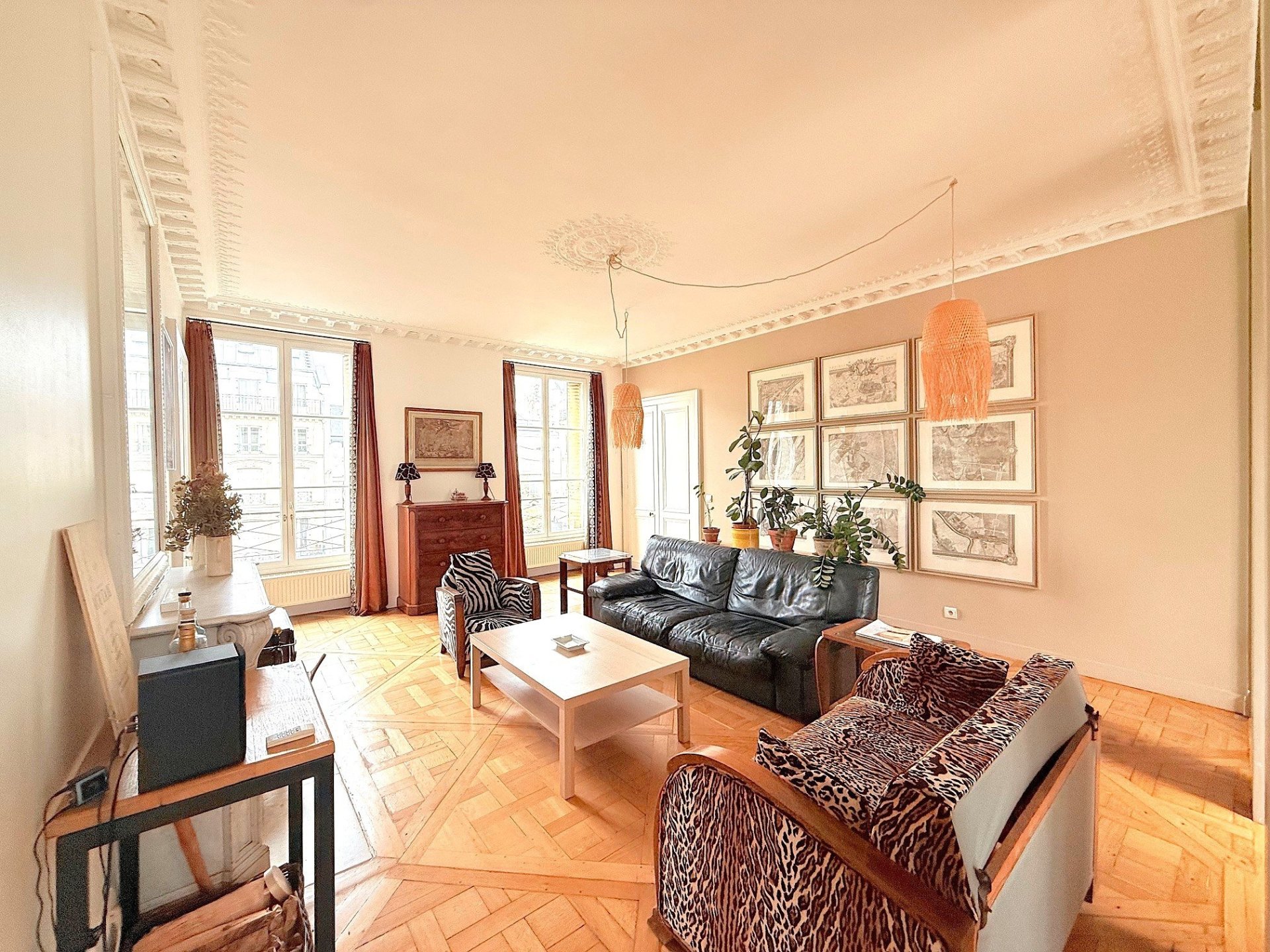 Vente Appartement 5&nbsp;Pièces 150&nbsp;m² Paris 10