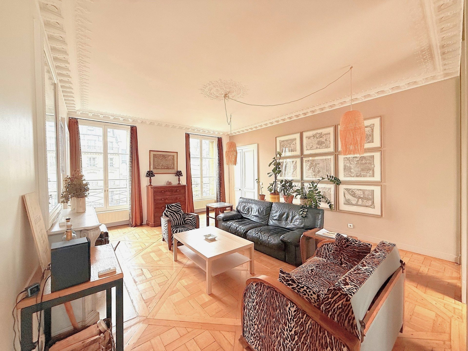 Vente Appartement 5&nbsp;Pièces 150&nbsp;m² Paris 10