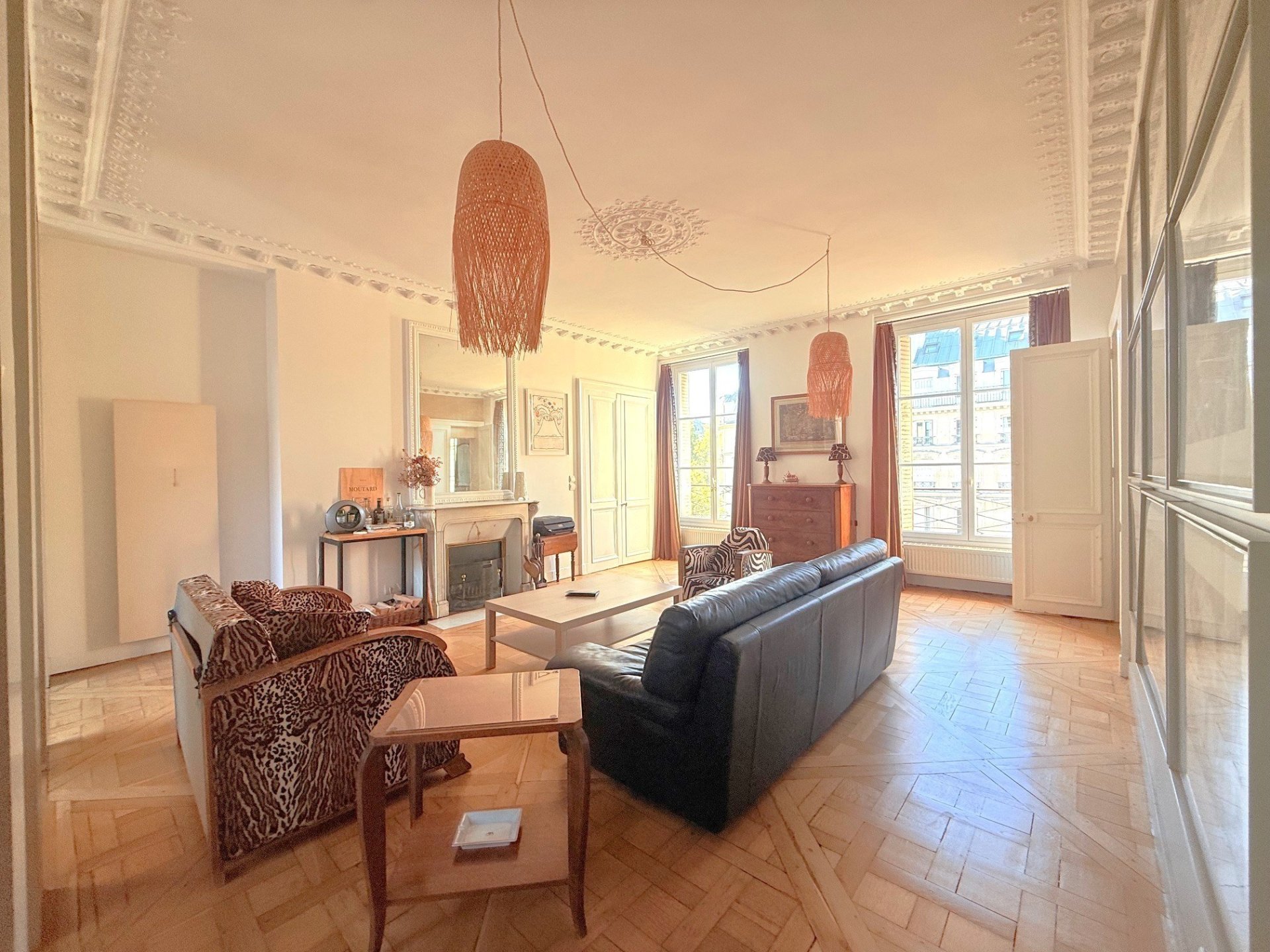 Vente Appartement 5&nbsp;Pièces 150&nbsp;m² Paris 10