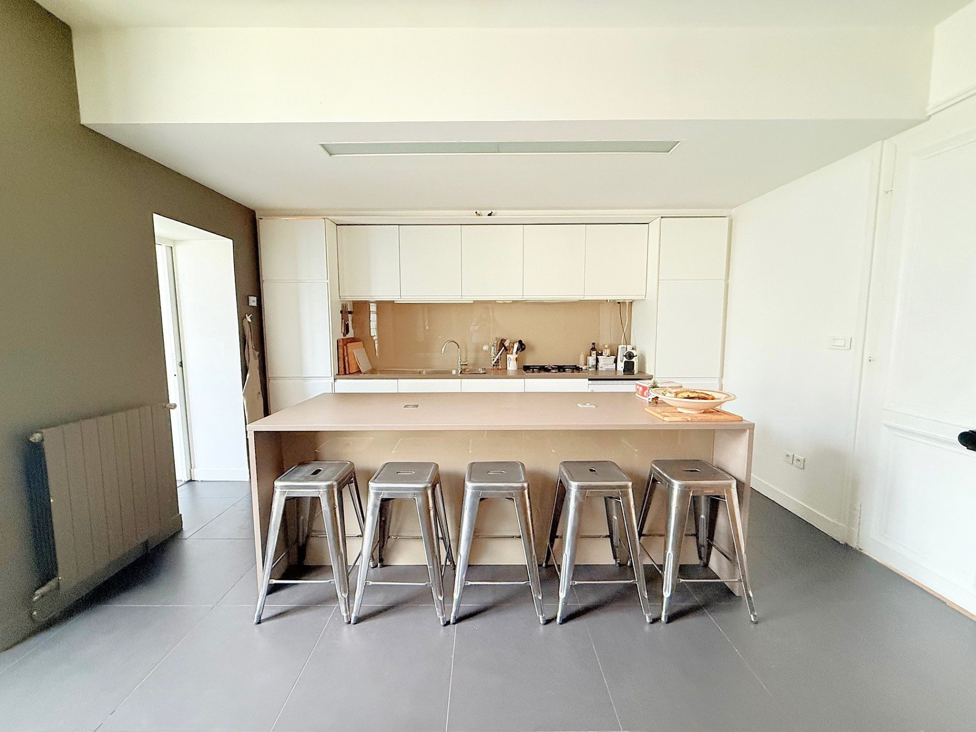 Vente Appartement 5&nbsp;Pièces 150&nbsp;m² Paris 10