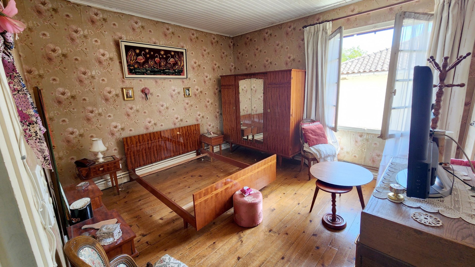Vente Maison 8&nbsp;Pièces 235&nbsp;m² Saint-Laurent-des-Hommes