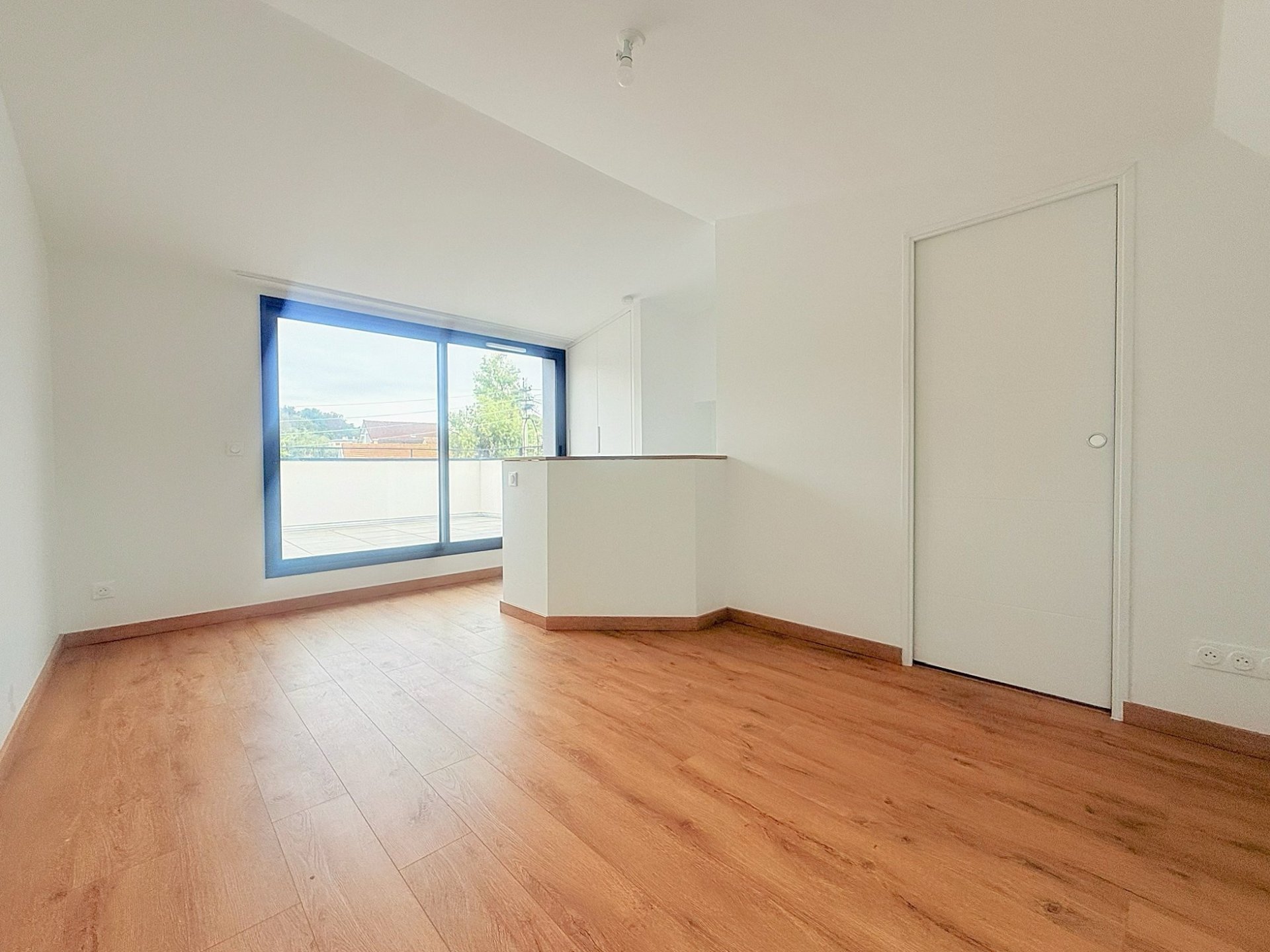 Vente Maison 6&nbsp;Pièces 150.5&nbsp;m² Bougival