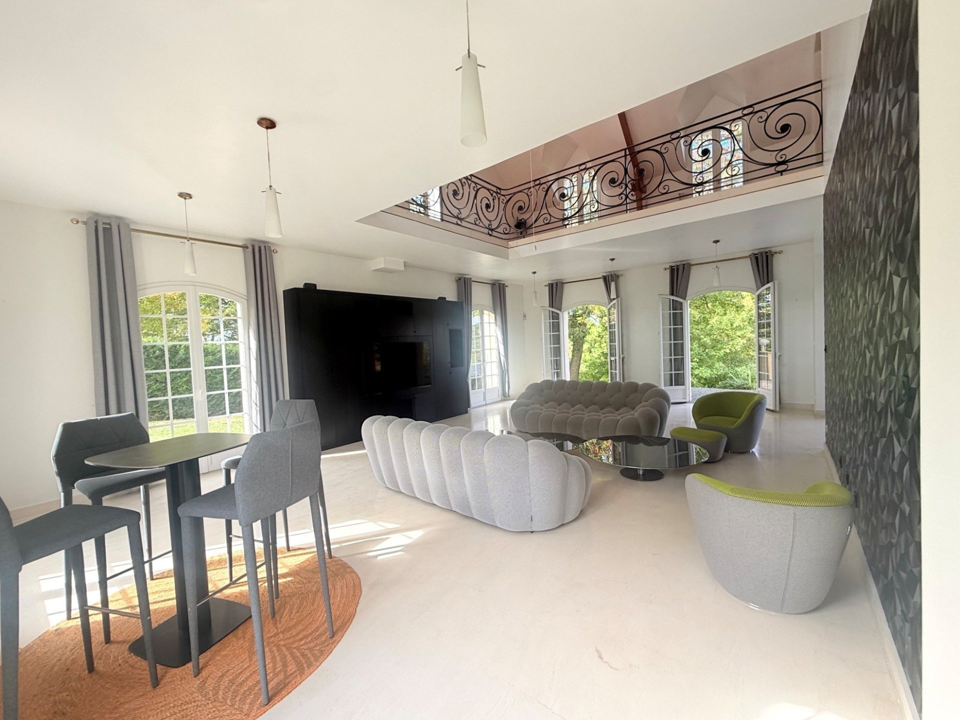 Vente Maison 8&nbsp;Pièces 280&nbsp;m² Parmain