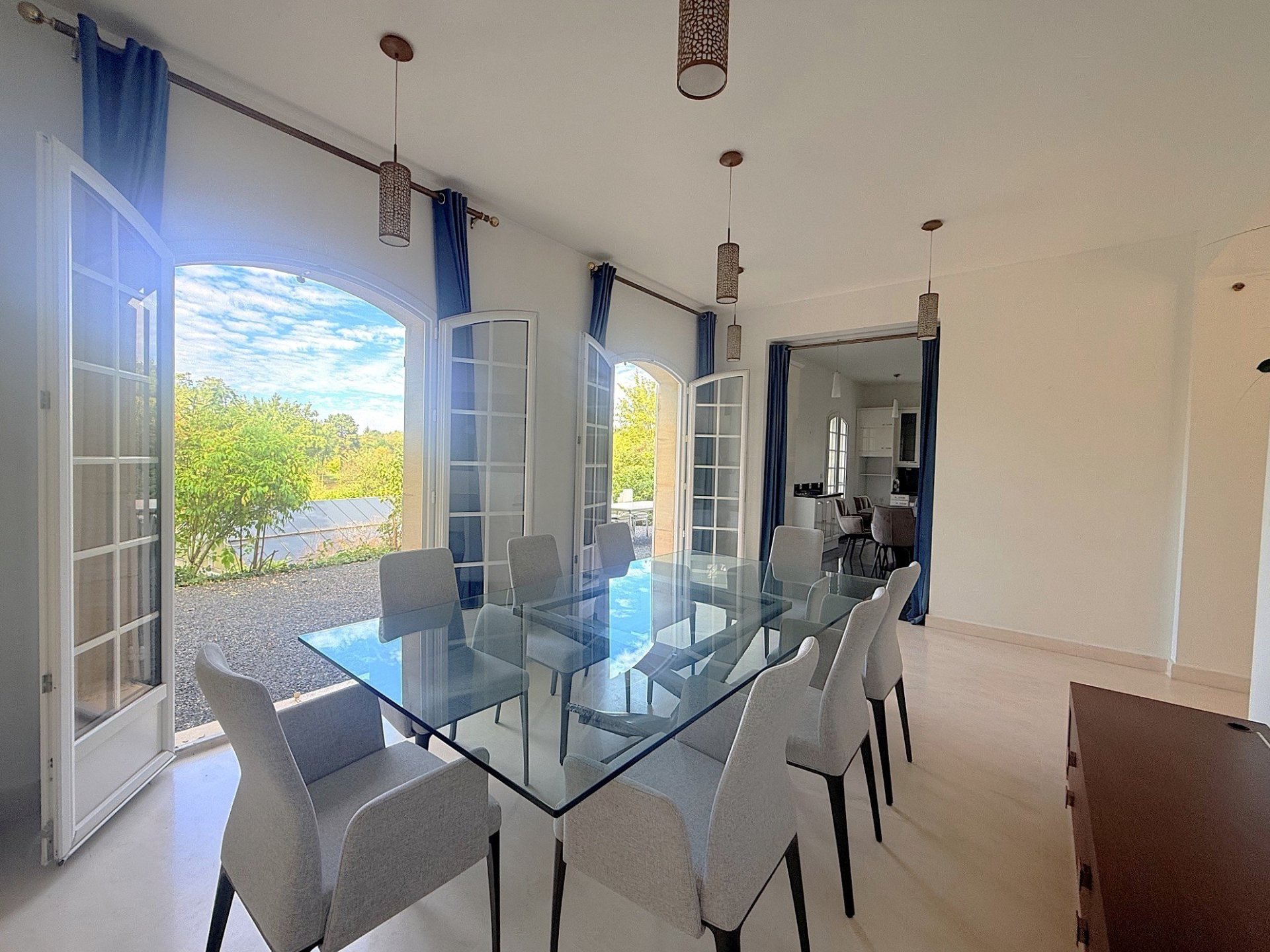Vente Maison 8&nbsp;Pièces 280&nbsp;m² Parmain