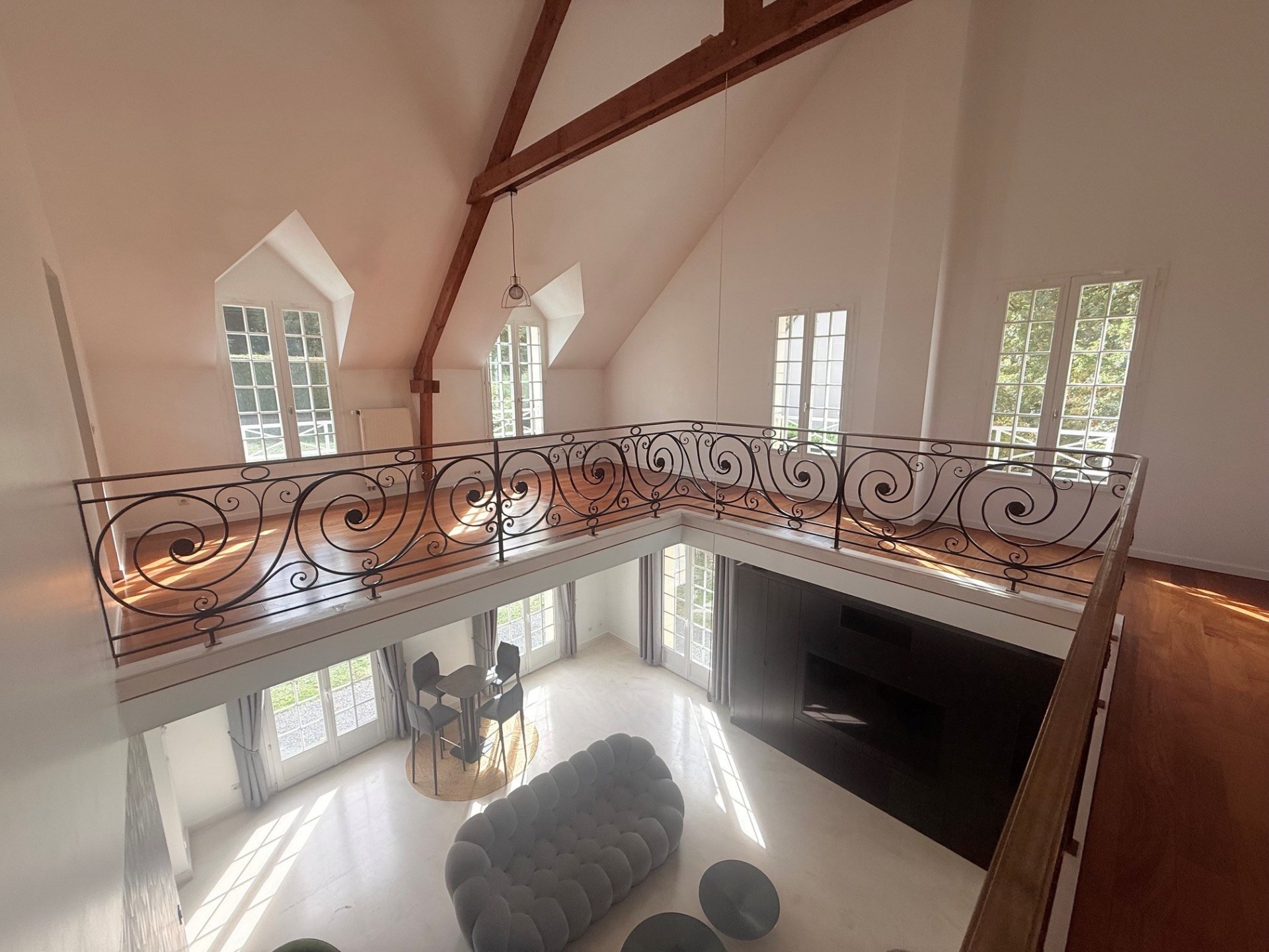 Vente Maison 8&nbsp;Pièces 280&nbsp;m² Parmain