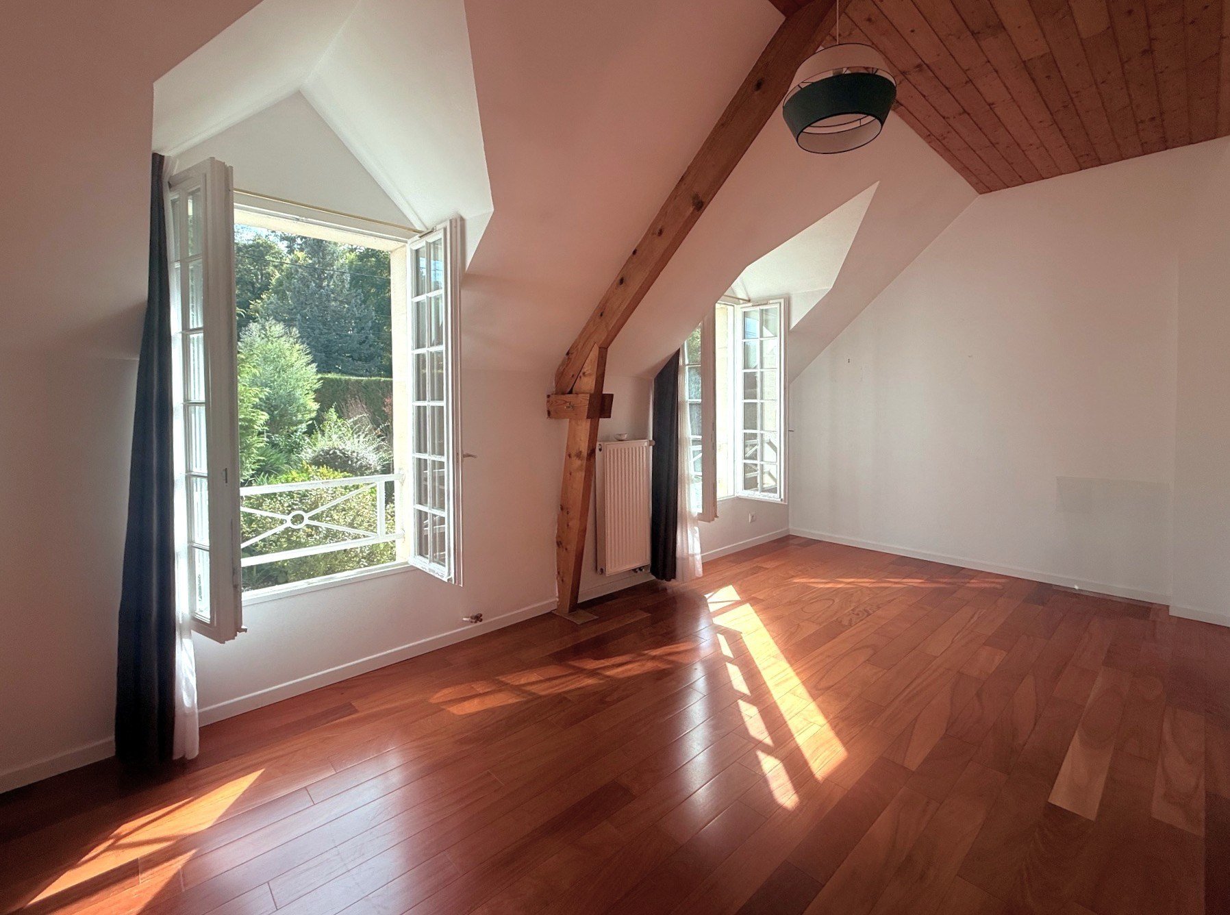 Vente Maison 8&nbsp;Pièces 280&nbsp;m² Parmain