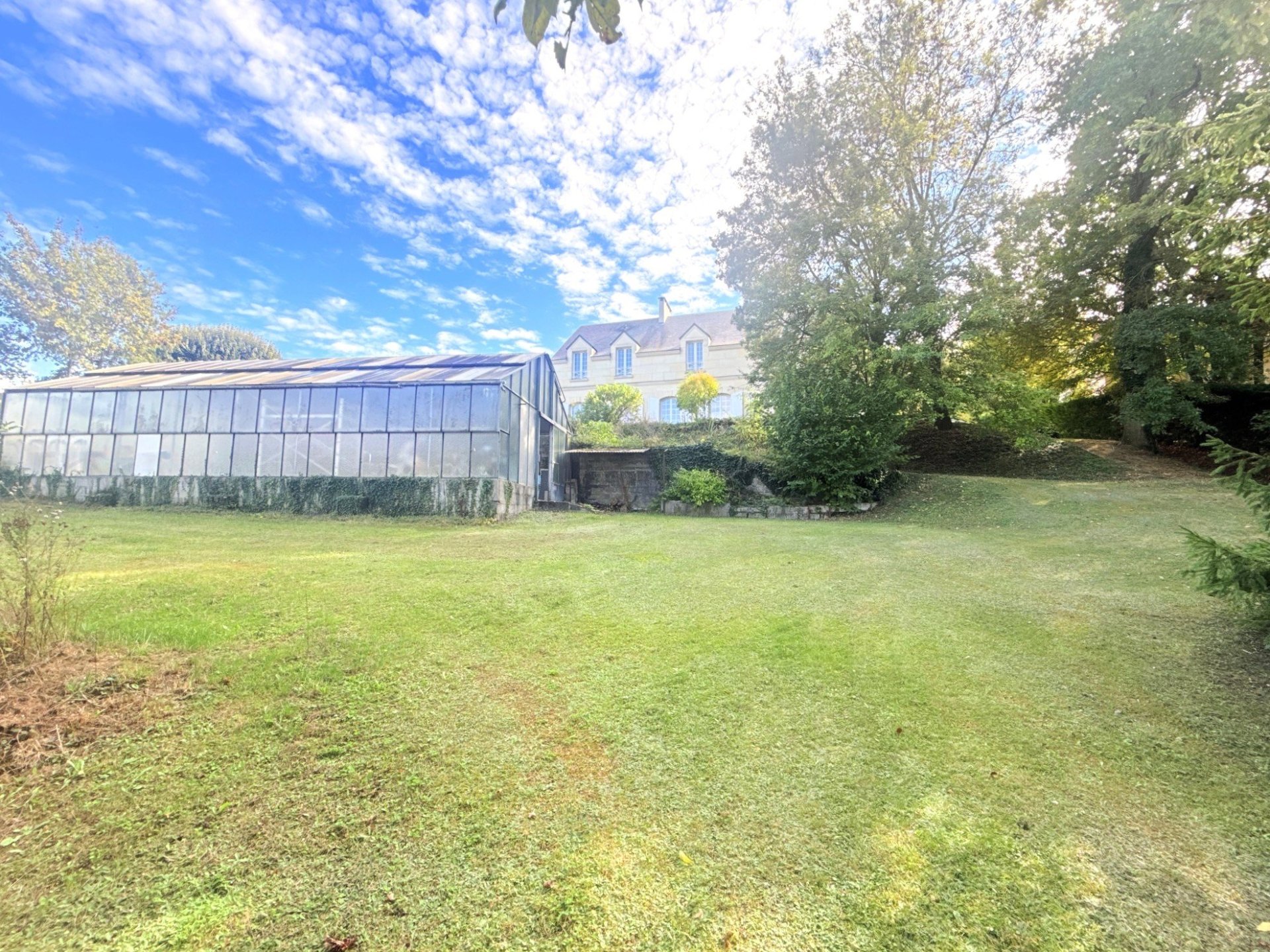 Vente Maison 8&nbsp;Pièces 280&nbsp;m² Parmain