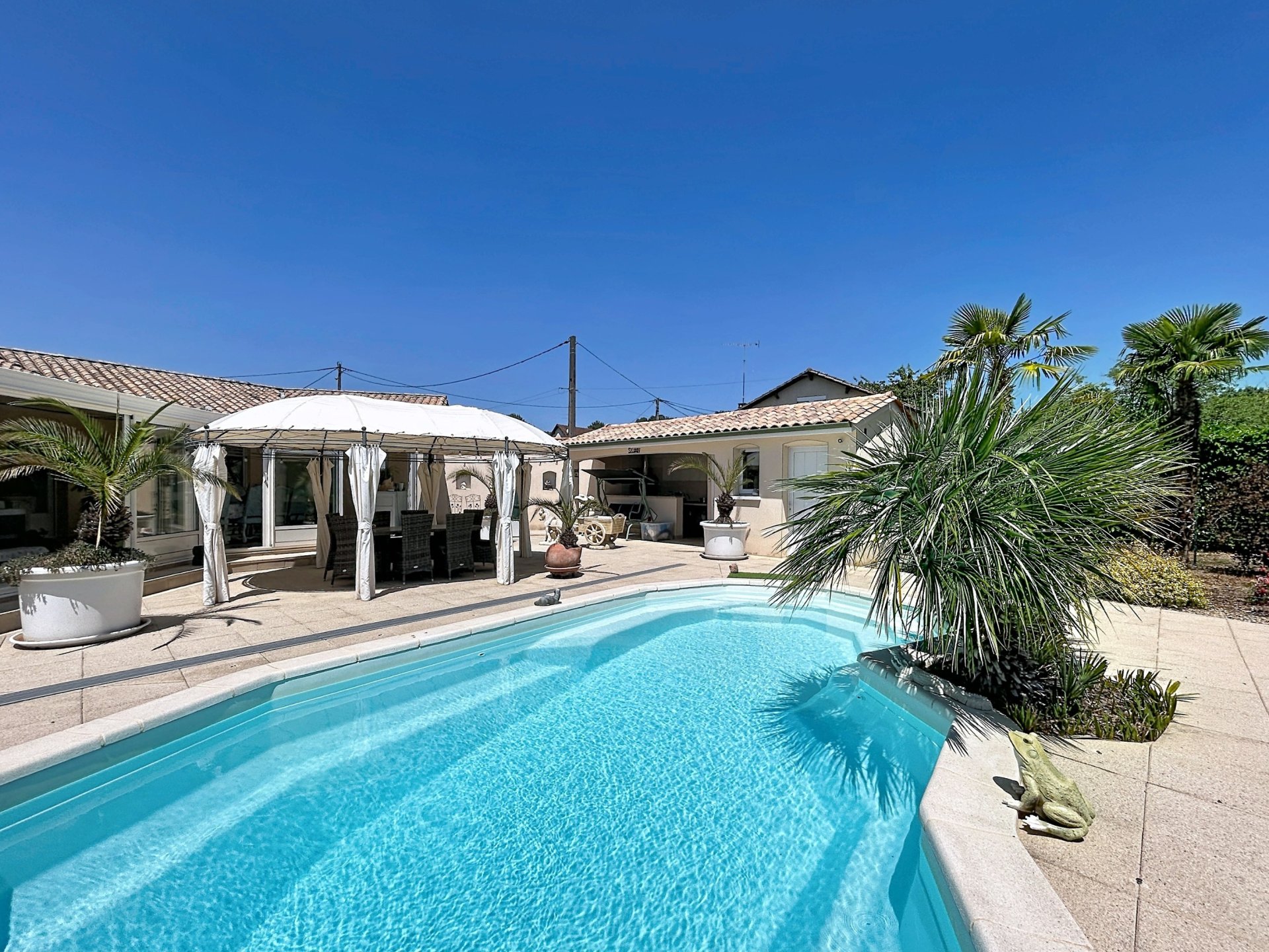 Vente Maison 8&nbsp;Pièces 200&nbsp;m² Saint-Front-de-Pradoux