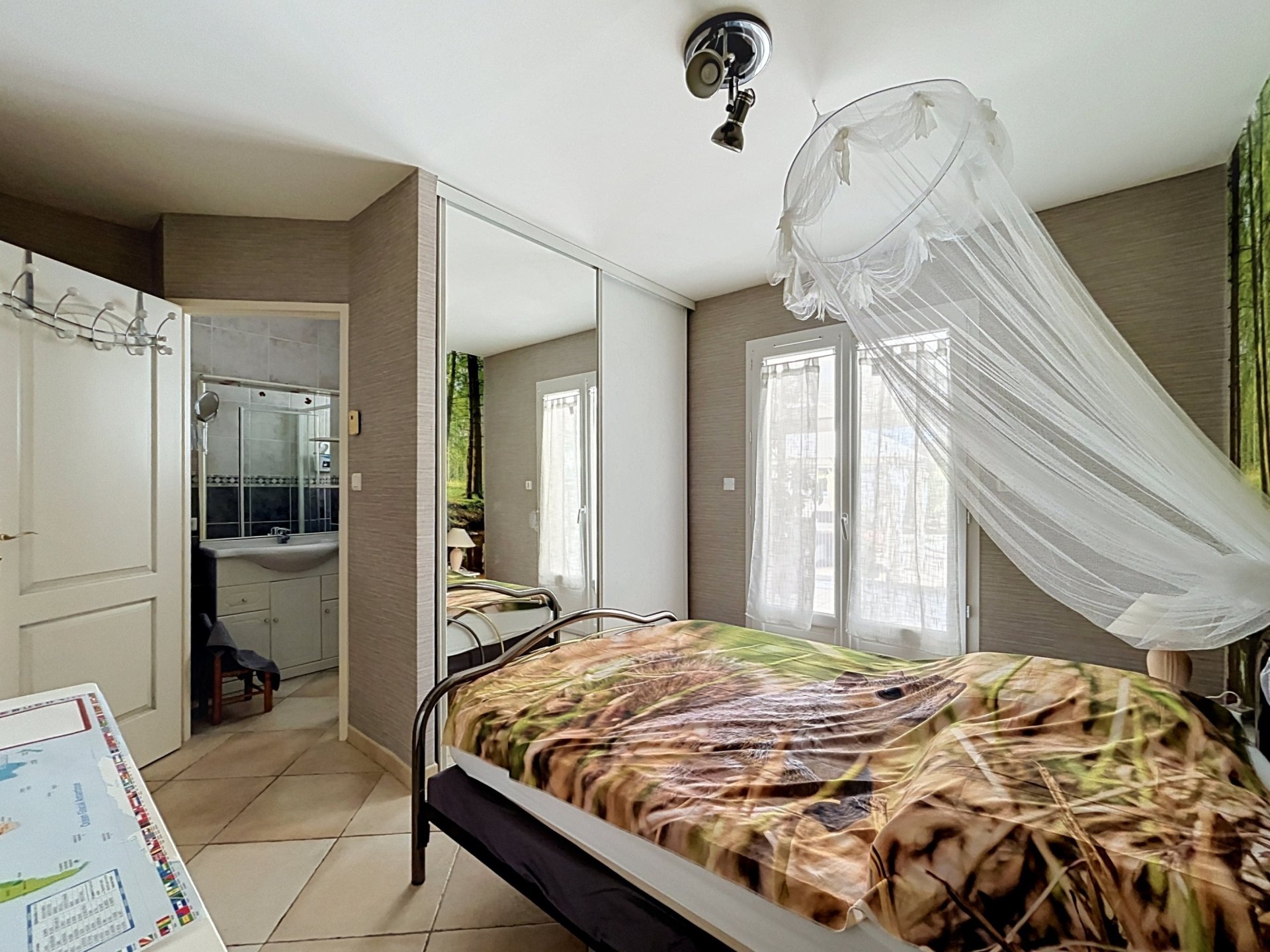 Vente Maison 8&nbsp;Pièces 200&nbsp;m² Saint-Front-de-Pradoux