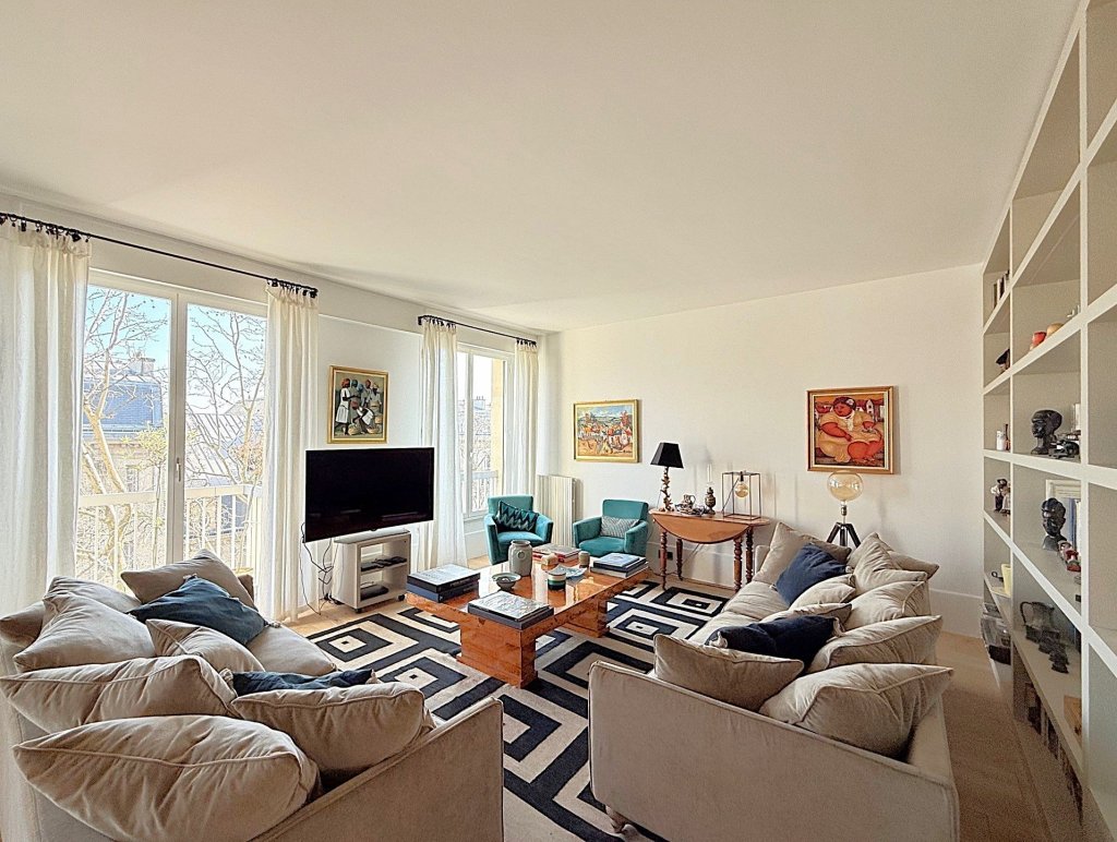 appartement 5 pièces en vente sur PARIS (75007)