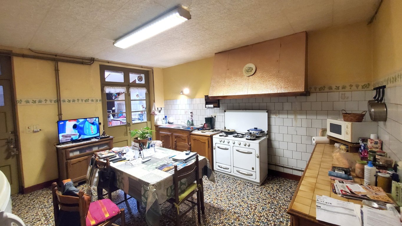 immeuble en vente sur ST LOUIS EN L ISLE (24400)