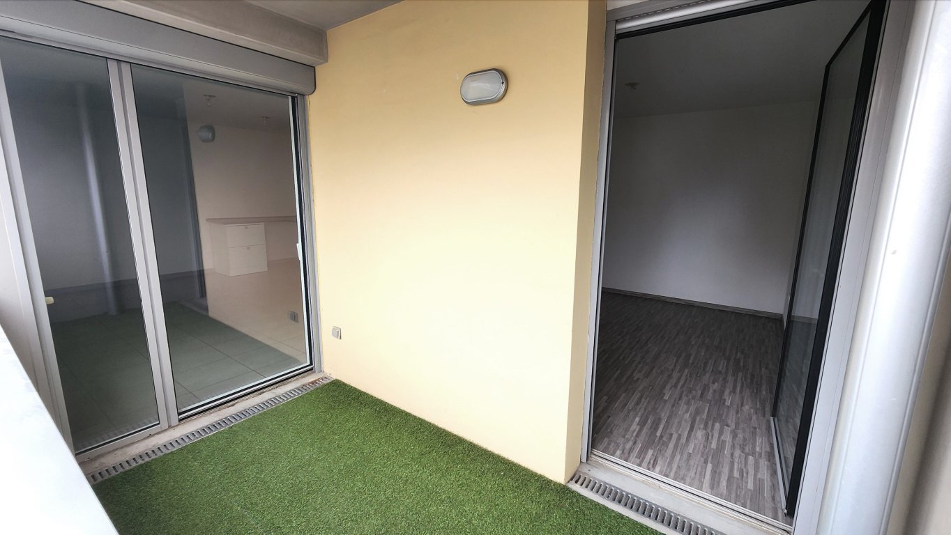 appartement 2 pièces en vente sur BORDEAUX (33300)