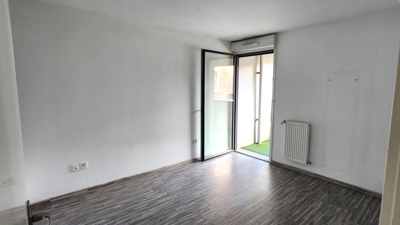 appartement 2 pièces en vente sur BORDEAUX (33300)