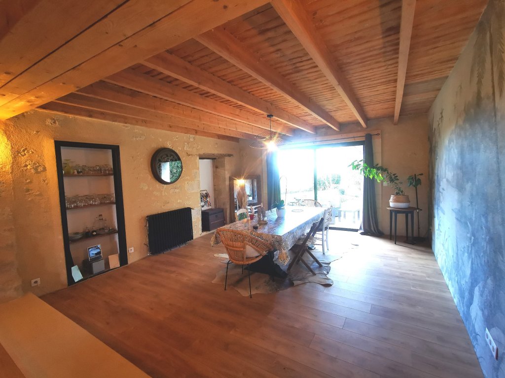 maison 7 pièces en vente sur MONTCARET (24230)