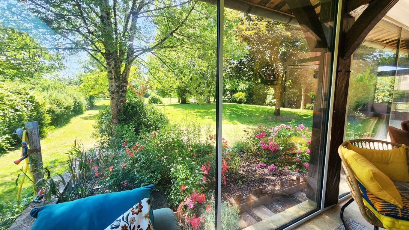 maison 6 Pièces en vente sur ST LAURENT DES HOMMES (24400) - Plus de details
