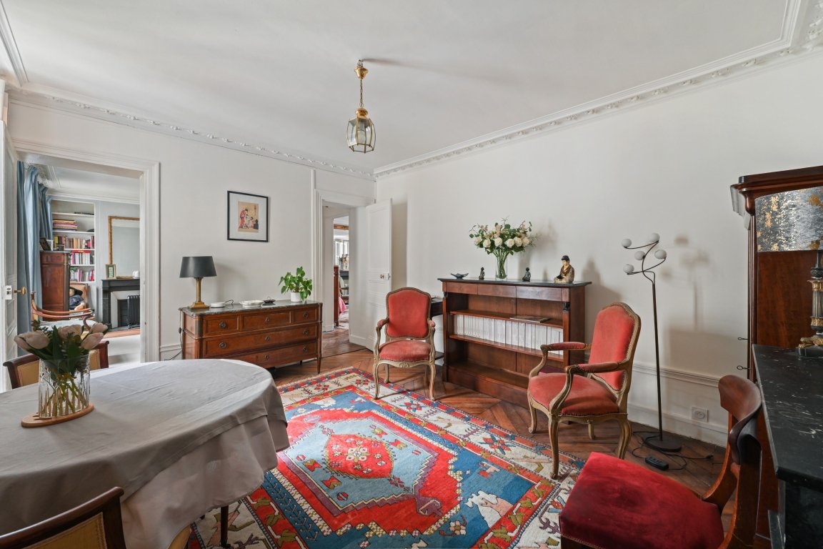 appartement 3 pièces en vente sur PARIS (75007)