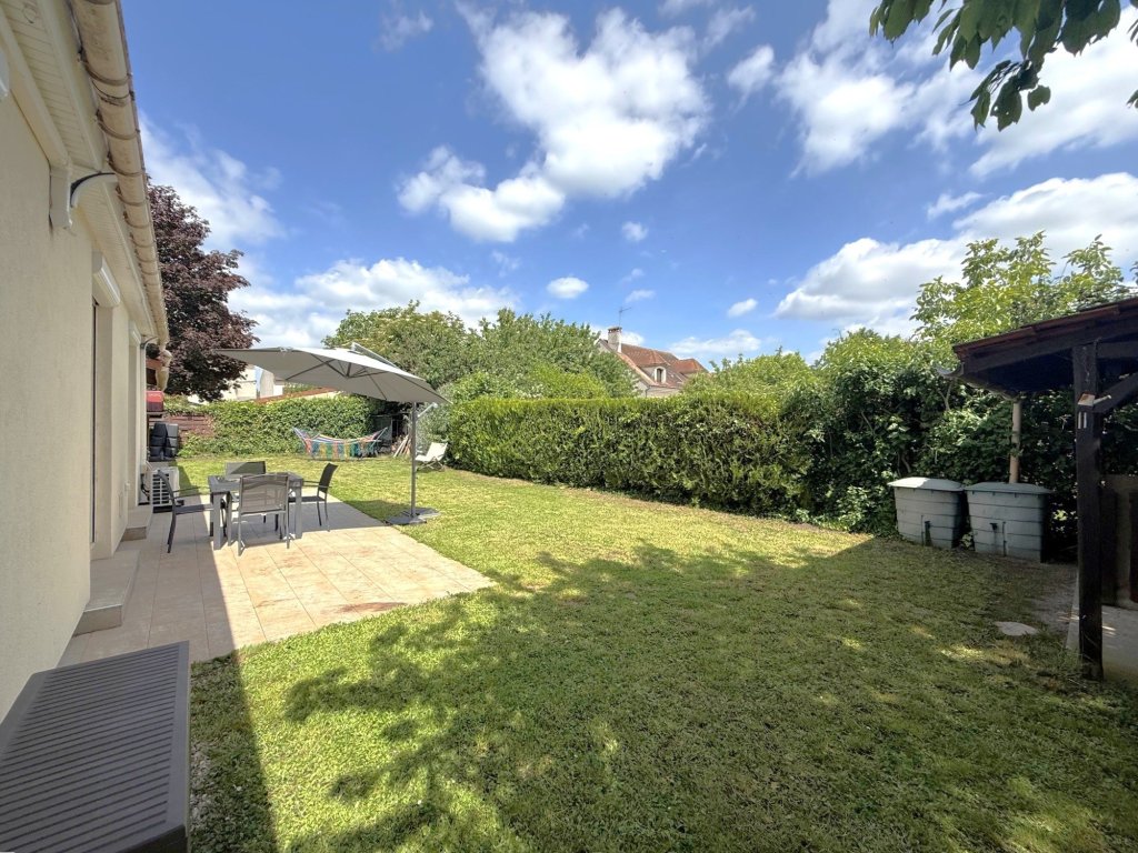 maison 5 Pièces en vente sur HOUILLES (78800) - Plus de details