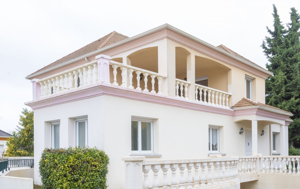 maison 8 pièces en vente sur CARRIERES SUR SEINE (78420)