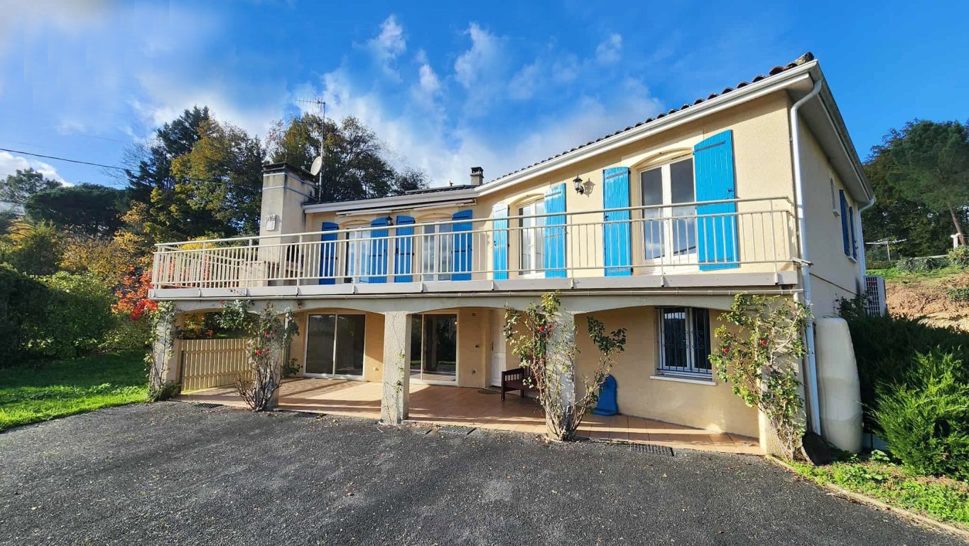 maison 8 pièces en vente sur ST FRONT DE PRADOUX (24400)